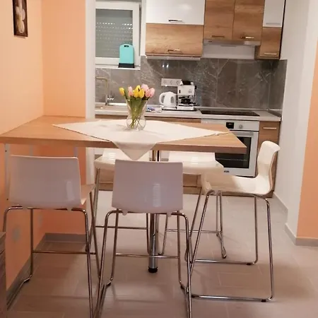 Veronica Nyaralohaz * Zamárdi