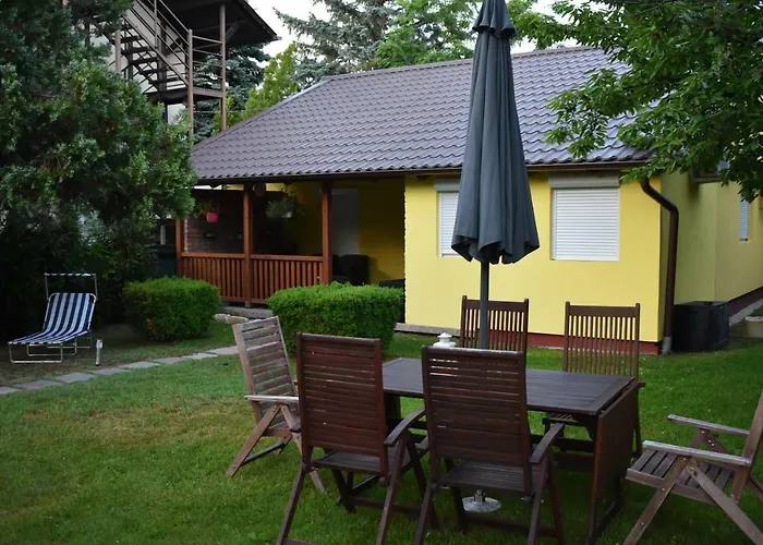 Semesterbostad Veronica Nyaralohaz *